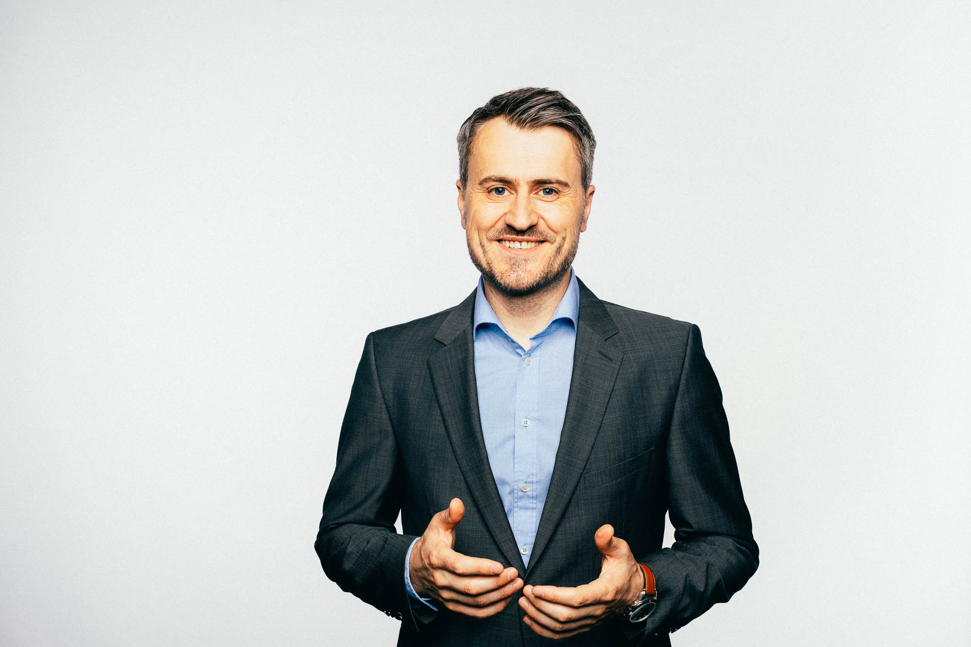 Export x3 Nermin Headshots02696 Bearbeitet 2 Business headshots 2019 Nermin